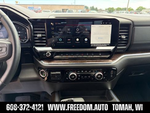 Used 2024 GMC Sierra 1500 Elevation w/ Elevation Premium Package AWD/4WD image 17