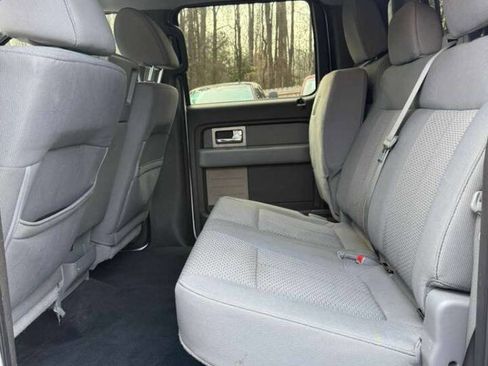 Used 2011 Ford F150 XLT w/ XLT Chrome Pkg image 11