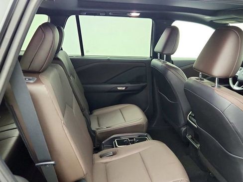 Used 2024 Lexus TX 350 AWD w/ Captains Chair Package image 25