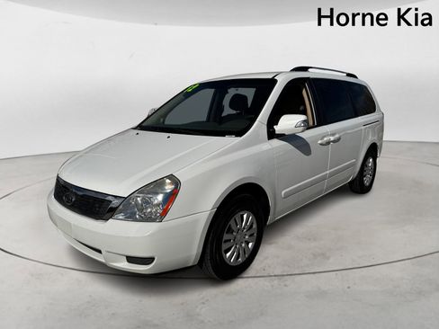 Used 2012 Kia Sedona LX image 7