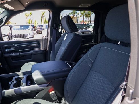 New 2026 RAM 2500 Big Horn AWD/4WD image 73