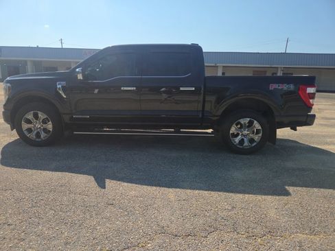Used 2022 Ford F150 Platinum w/ Equipment Group 701A High AWD/4WD image 8