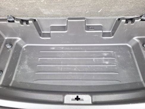 Certified 2023 Chevrolet Traverse LS image 31