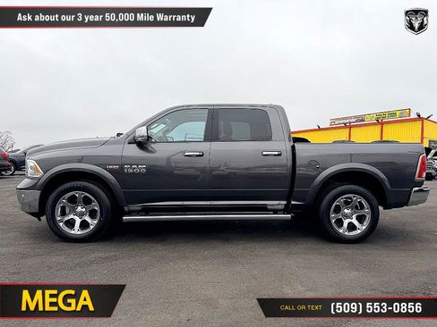 Used 2017 RAM 1500 Laramie w/ Convenience Group image 7