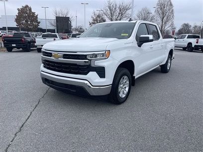 New 2025 Chevrolet Silverado 1500 LT w/ Convenience Package II