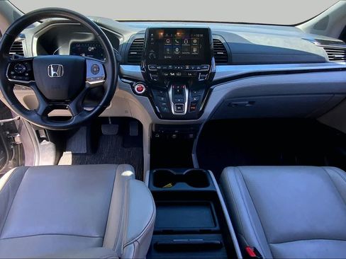 Used 2024 Honda Odyssey Touring image 16