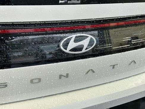 New 2026 Hyundai Sonata Limited image 22