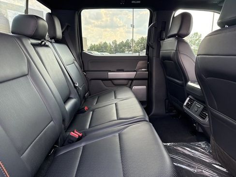 New 2025 Ford F150 Lariat w/ Equipment Group 502A High image 20