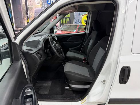 Used 2017 RAM ProMaster City Tradesman w/ Rear Back-up Camera Group FWD image 9