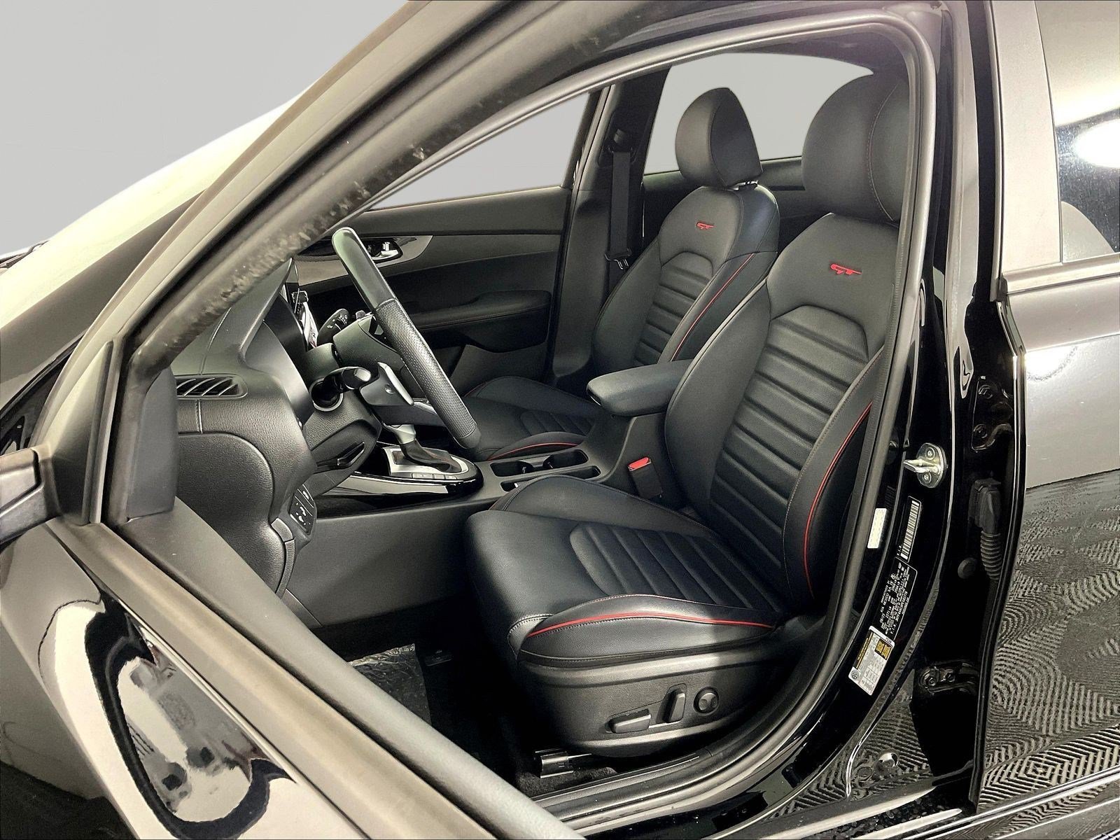 Used 2023 Kia Forte GT w/ GT2 Package FWD image 21
