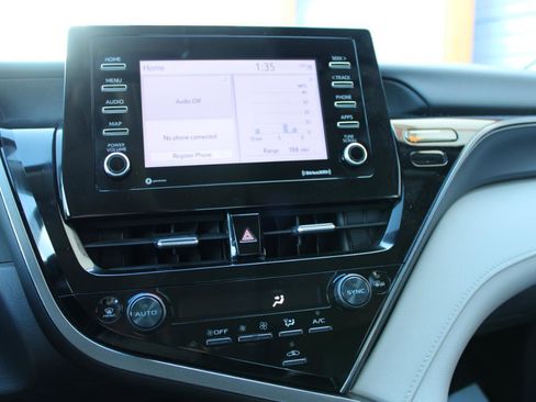 Used 2023 Toyota Camry LE FWD image 28