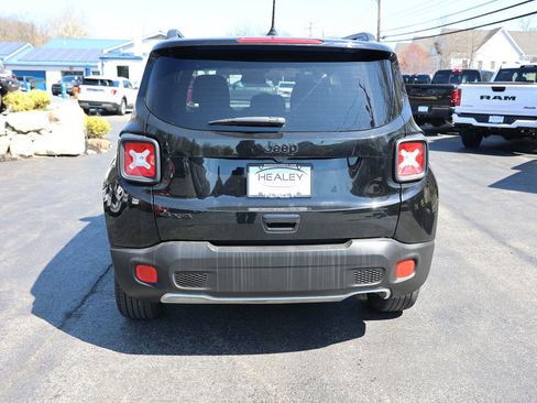 Used 2022 Jeep Renegade Altitude image 6