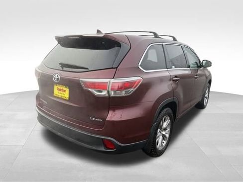 Used 2016 Toyota Highlander Plus image 8