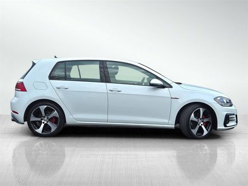 Used 2018 Volkswagen GTI S image 3