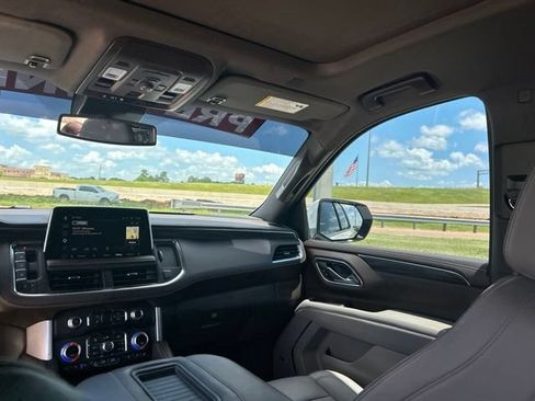 Used 2023 GMC Yukon SLT w/ SLT Premium Package RWD image 41