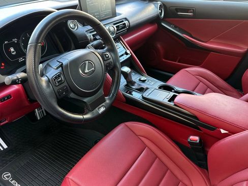 Used 2022 Lexus IS 350 F Sport image 4