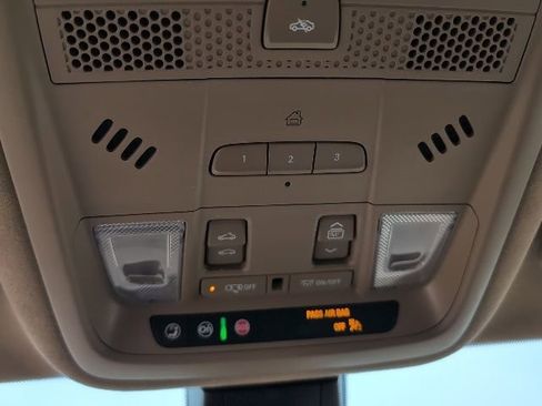 Used 2020 Cadillac XT6 Sport w/ Platinum Package image 28