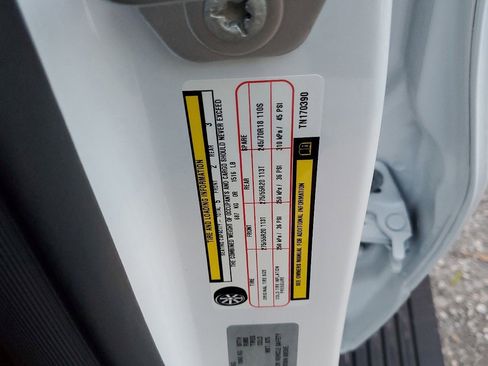 Certified 2026 RAM 1500 Laramie image 32