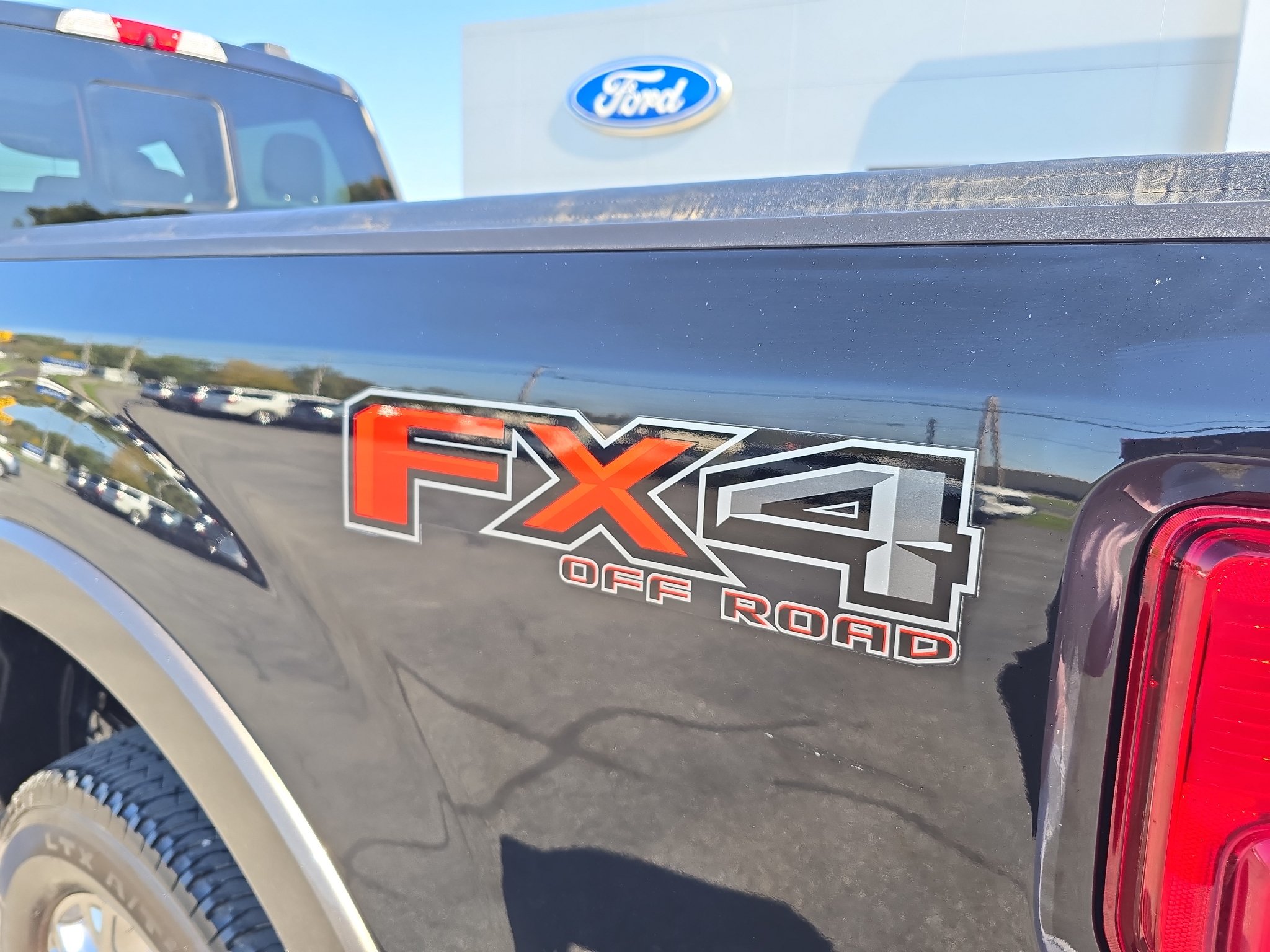 Used 2022 Ford F350 King Ranch w/ King Ranch Ultimate Package AWD/4WD image 14