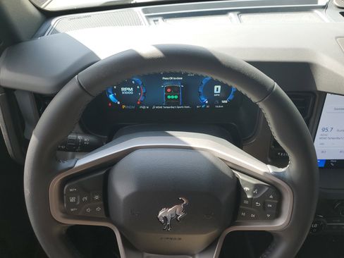 New 2025 Ford Bronco Big Bend image 17