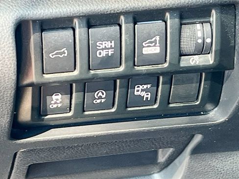 Used 2022 Subaru Forester Limited w/ Popular Package #2 AWD/4WD image 10