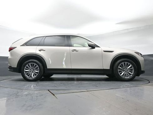 Used 2024 MAZDA CX-90 3.3 Turbo w/ Preferred Plus AWD/4WD image 32