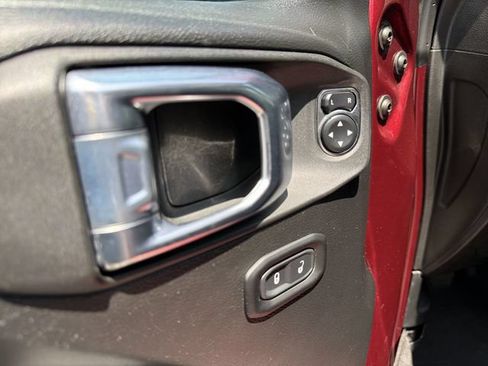 Used 2021 Jeep Wrangler Unlimited Sport AWD/4WD image 13