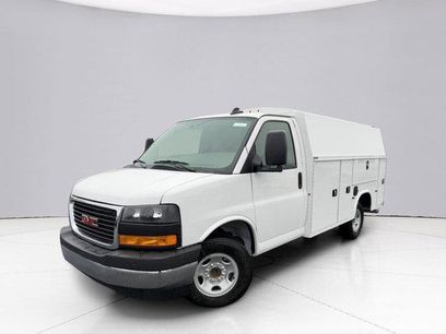 New 2025 GMC Savana 3500 w/ Power Convenience Package