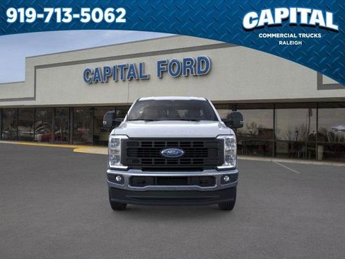 New 2026 Ford F250 XL w/ XL Chrome Package AWD/4WD image 6