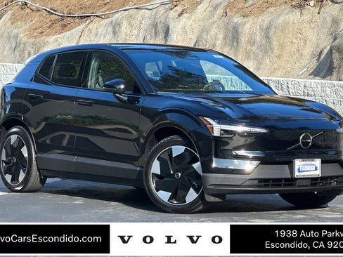 New 2025 Volvo EX30 Plus image 1