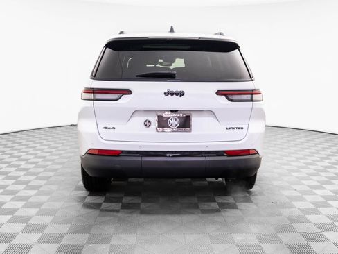 Used 2024 Jeep Grand Cherokee L Limited w/ Black Appearance Package image 4