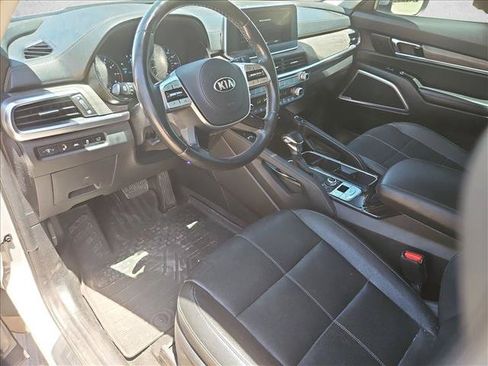 Used 2021 Kia Telluride EX w/ EX Premium Package AWD/4WD image 13
