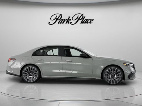 Used 2026 Mercedes-Benz E 350 Sedan image 27