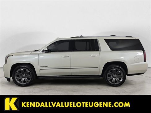 Used 2015 GMC Yukon XL Denali w/ Premium Package image 2