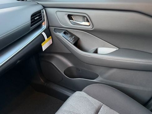 New 2026 Nissan Rogue SV FWD image 27