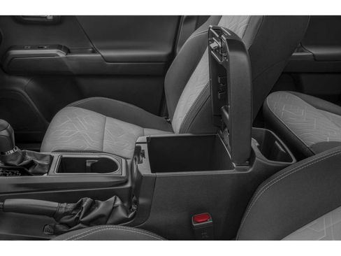 Used 2023 Toyota Tacoma TRD Off-Road w/ Technology Package AWD/4WD image 10