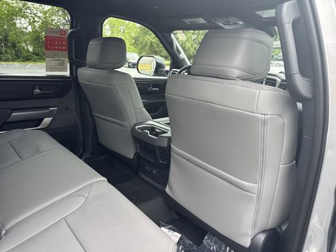 New 2026 Toyota Tundra SR5 AWD/4WD image 30