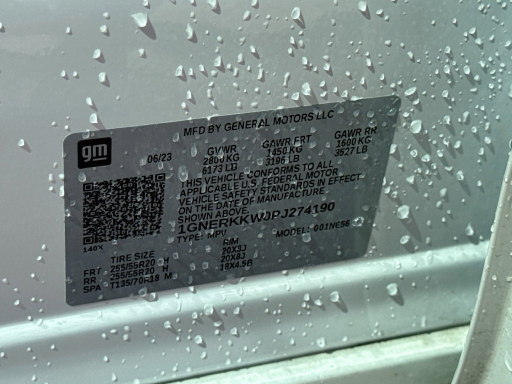Used 2023 Chevrolet Traverse Premier FWD image 34