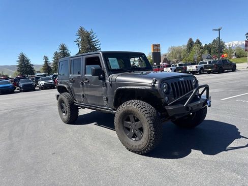 Used 2017 Jeep Wrangler Unlimited Sport w/ Quick Order Package 24S AWD/4WD image 2