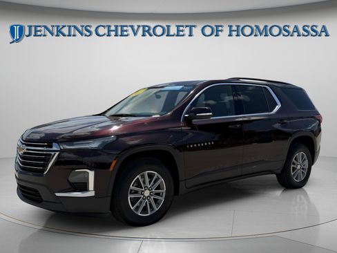 Used 2023 Chevrolet Traverse LT FWD image 11