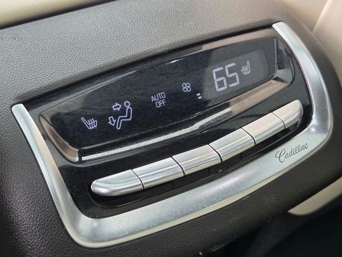 Used 2022 Cadillac XT6 Sport w/ Technology Package AWD/4WD image 35