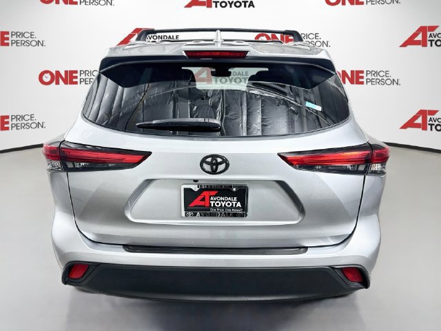 Certified 2022 Toyota Highlander XLE FWD image 7