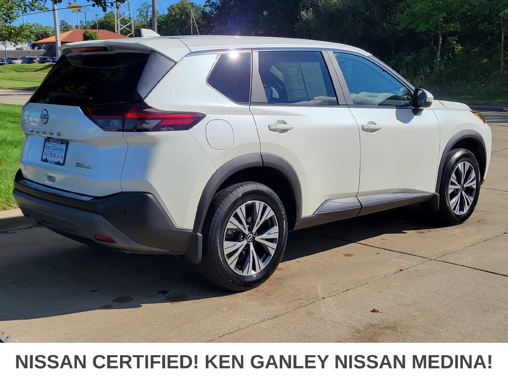 Certified 2023 Nissan Rogue SV AWD/4WD image 3