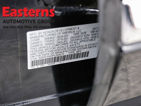 Used 2023 Acura MDX SH-AWD image 38