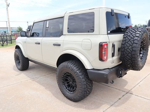 New 2026 Ford Bronco Outer Banks AWD/4WD image 23