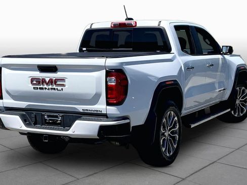 Used 2023 GMC Canyon Denali AWD/4WD image 13