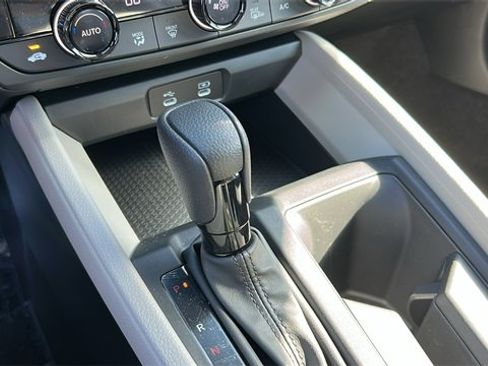 New 2025 Honda Accord SE image 17