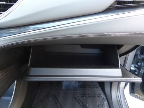 Used 2021 Buick Enclave Essence w/ Sound and Sites Package AWD/4WD image 63