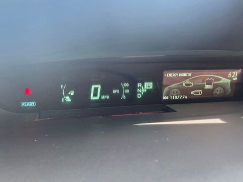 Used 2014 Toyota Prius Three FWD image 12