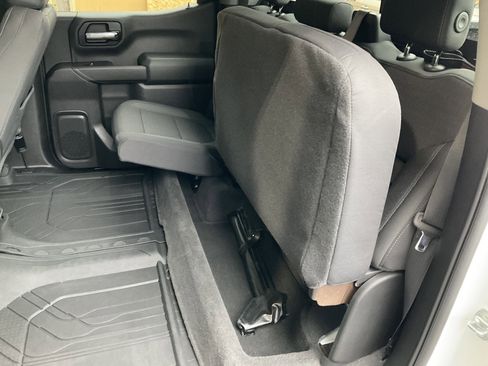 Used 2019 Chevrolet Silverado 1500 LT w/ All-Star Edition image 39